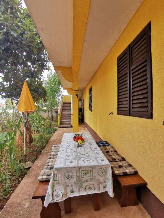 Apartment Dalmatini Тар Экстерьер фото