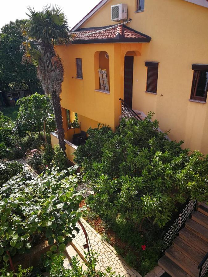 Apartment Dalmatini Тар Экстерьер фото