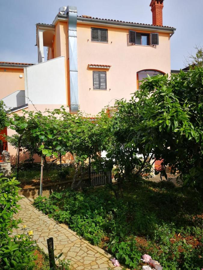 Apartment Dalmatini Тар Экстерьер фото